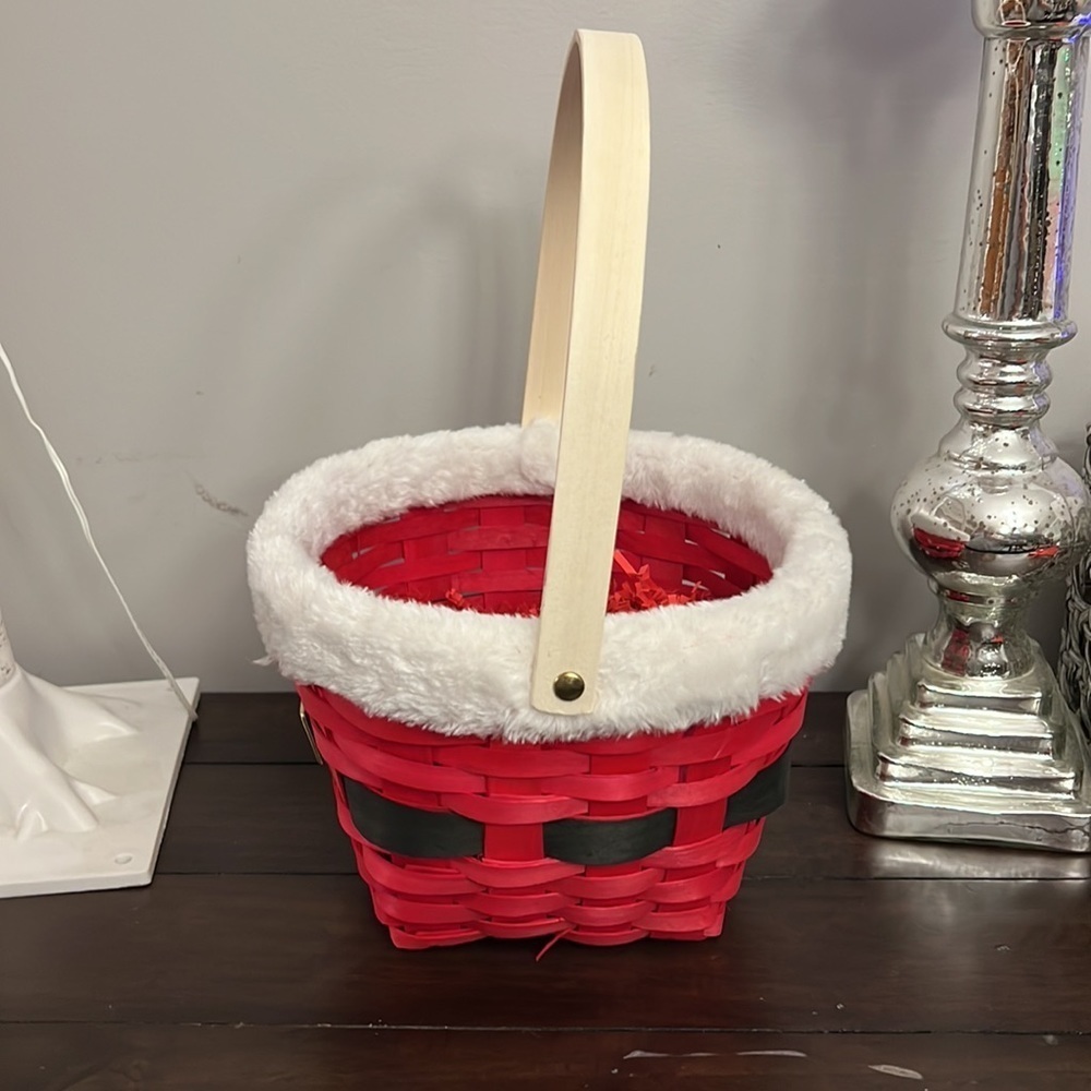 Santa wicker basket - Picture 2 of 6